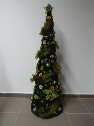 Vianočný stromček zdobený 130cm zelený