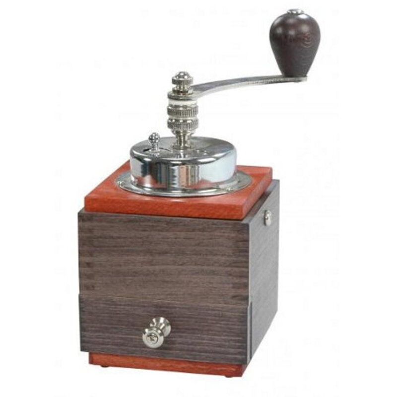 Mlynček na kávu model 1945
