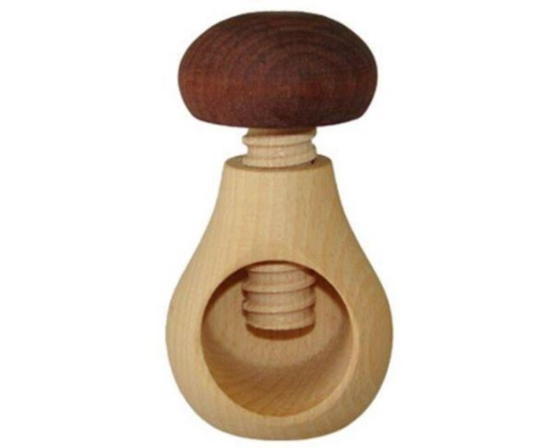 Luskáč na orechy drevený 11cm Luskáč na orechy drevený 11cm
